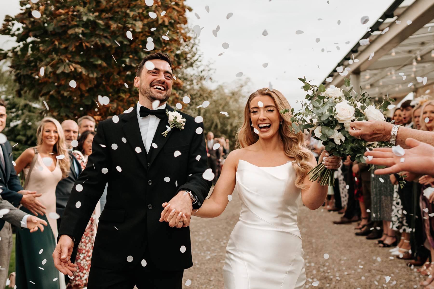 confetti couple luxe bride
